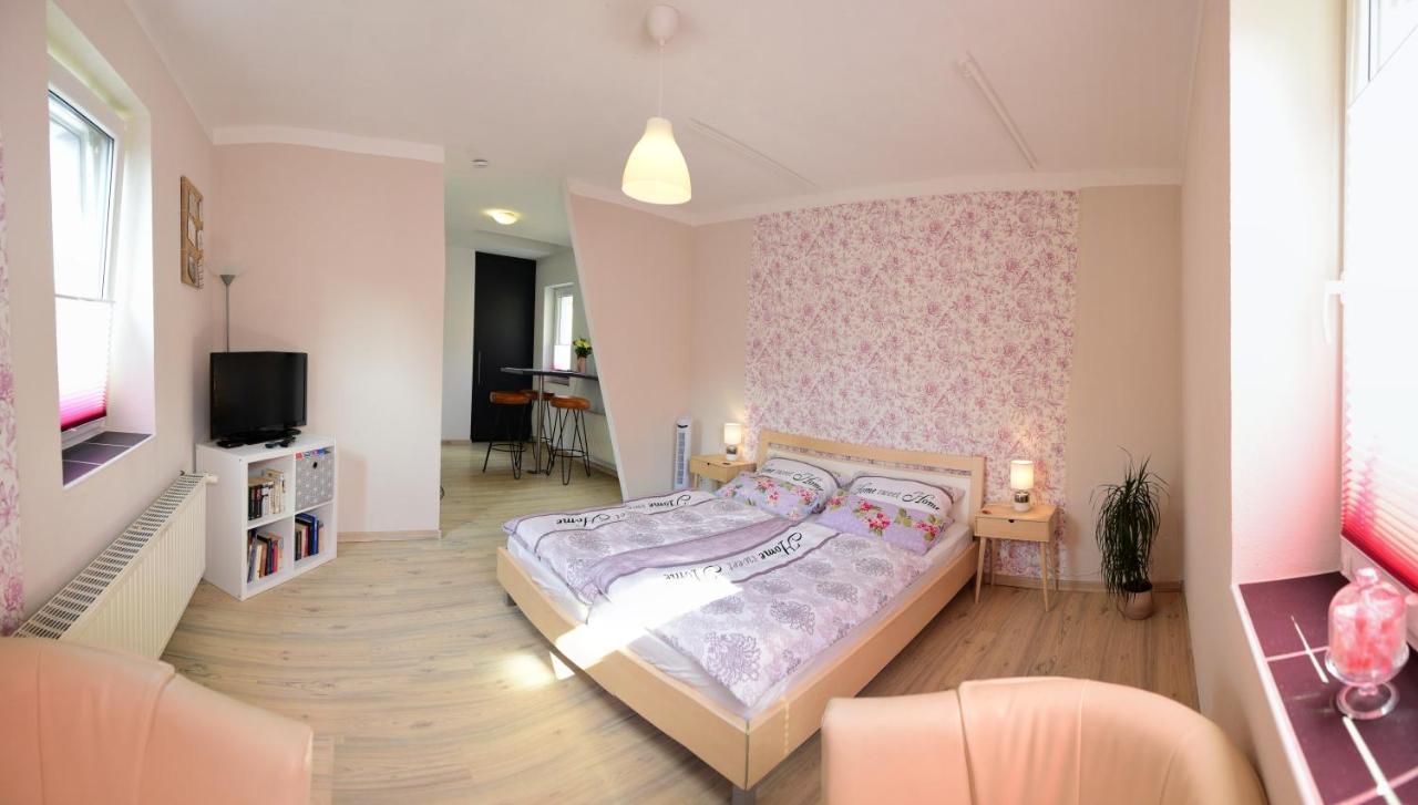 Ferienwohnung Am Zeulenrodaer Meer エクステリア 写真